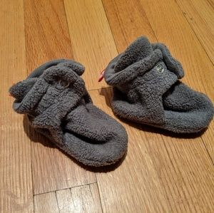 Grey Zutano booties- 6m